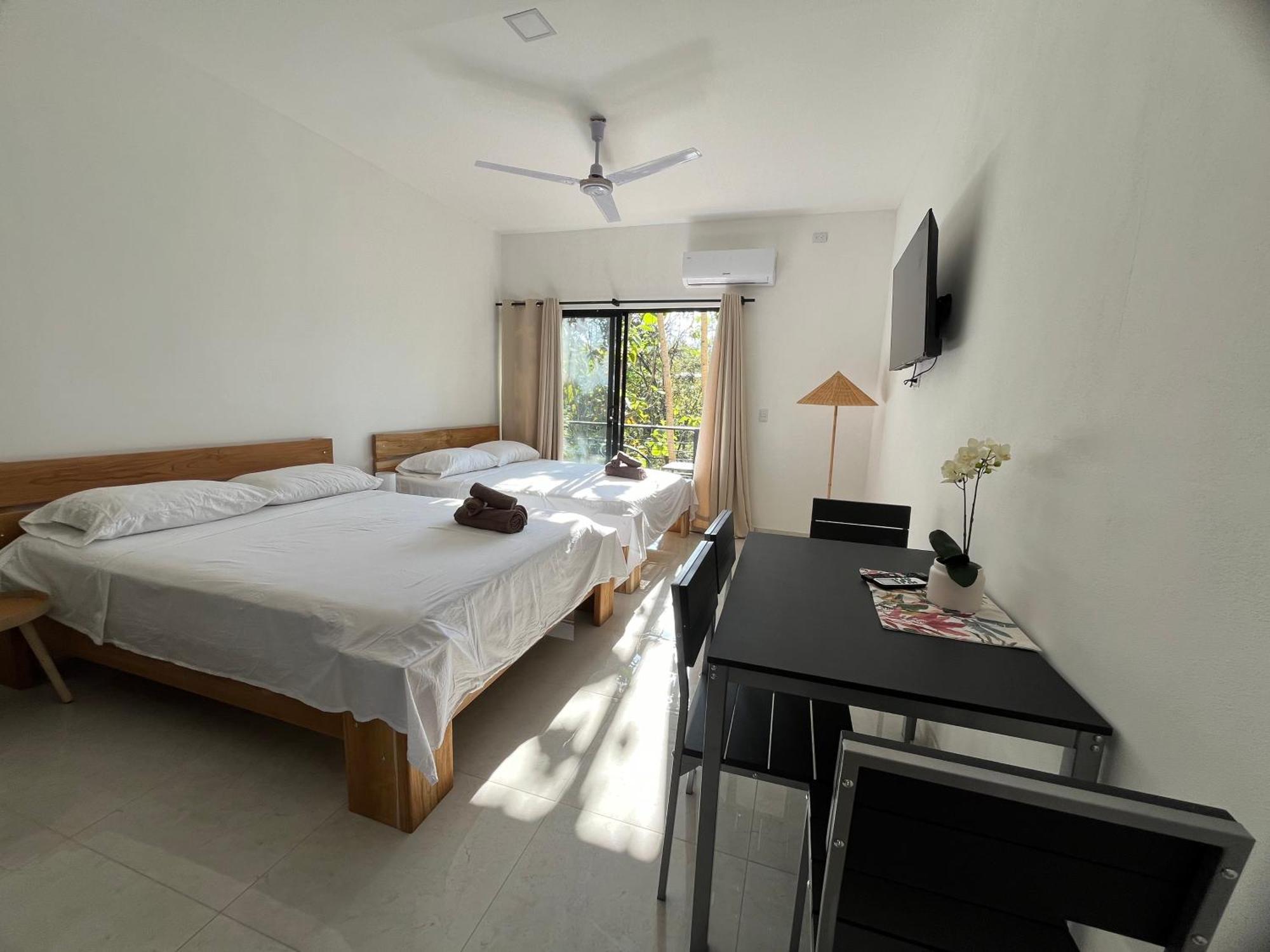 La Jungla Bed & Breakfast Карильо Екстериор снимка